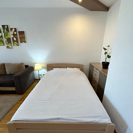 Apartment Nevena Belville