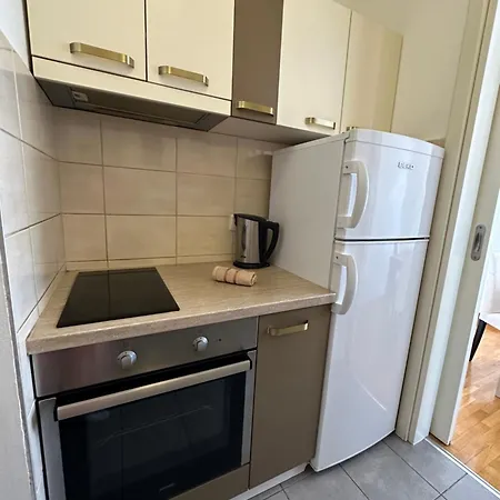 Nevena Belville Apartment