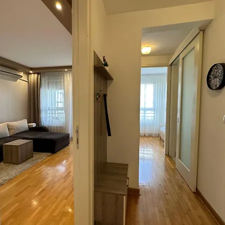 Nevena Belville Apartment